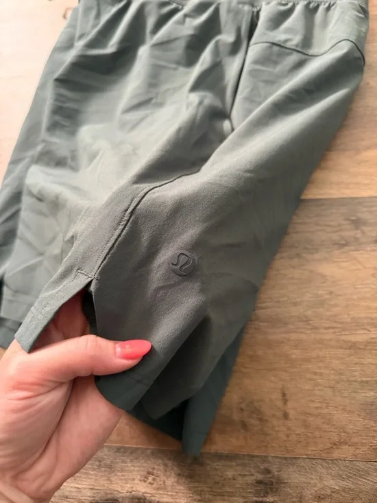 Lululemon Mens Green Athletic Shorts XL - Picture 4 of 5